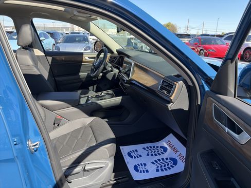 New 2026 Volkswagen Atlas SE image 40