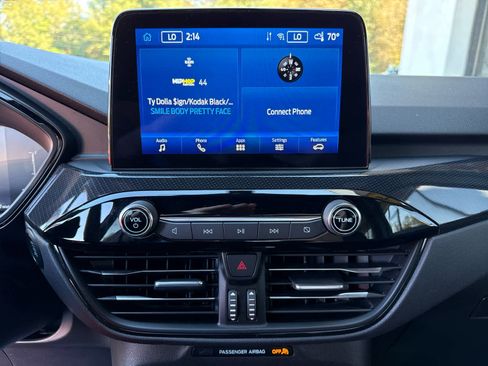 Used 2025 Ford Escape ST-Line image 12