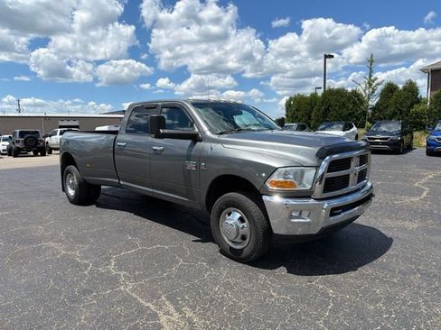 Used 2011 RAM 3500 SLT w/ Luxury Group AWD/4WD image 2