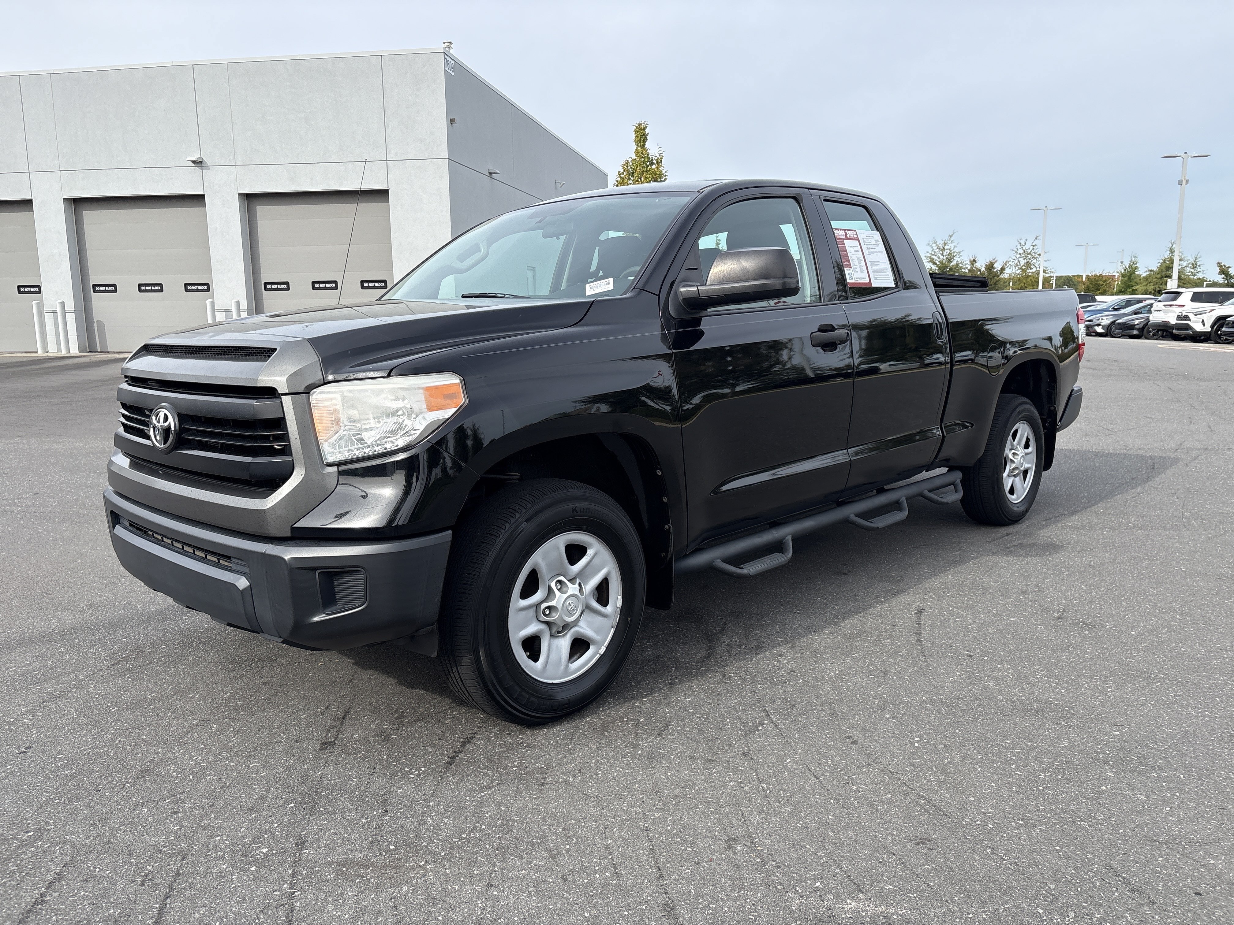 Used 2017 Toyota Tundra SR AWD/4WD image 5