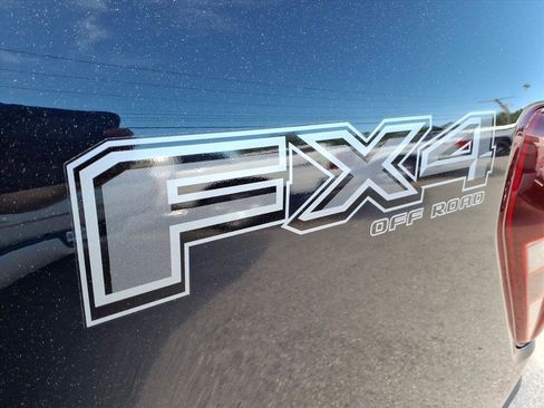 Used 2025 Ford F150 Lariat w/ Equipment Group 502A High AWD/4WD image 10
