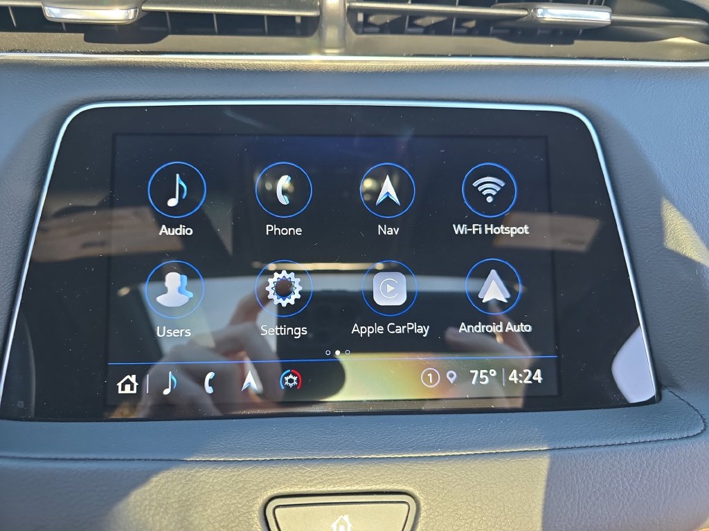Used 2023 Cadillac XT4 Premium Luxury w/ Technology Package AWD/4WD image 24