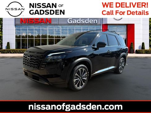 Used 2026 Nissan Pathfinder Platinum AWD/4WD image 1