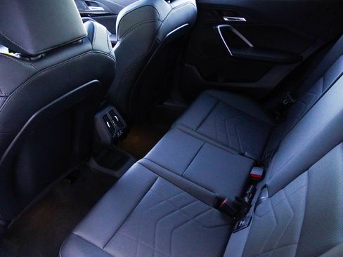 Certified 2025 BMW X2 xDrive28i image 33