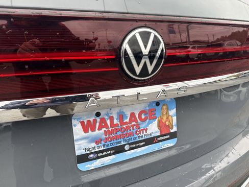 New 2026 Volkswagen Atlas SE image 6