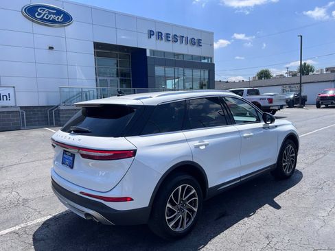 Used 2020 Lincoln Corsair AWD w/ Equipment Group 101A image 11