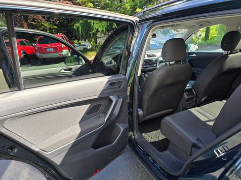 Used 2019 Volkswagen Tiguan S w/ Driver Assistance Package FWD image 9