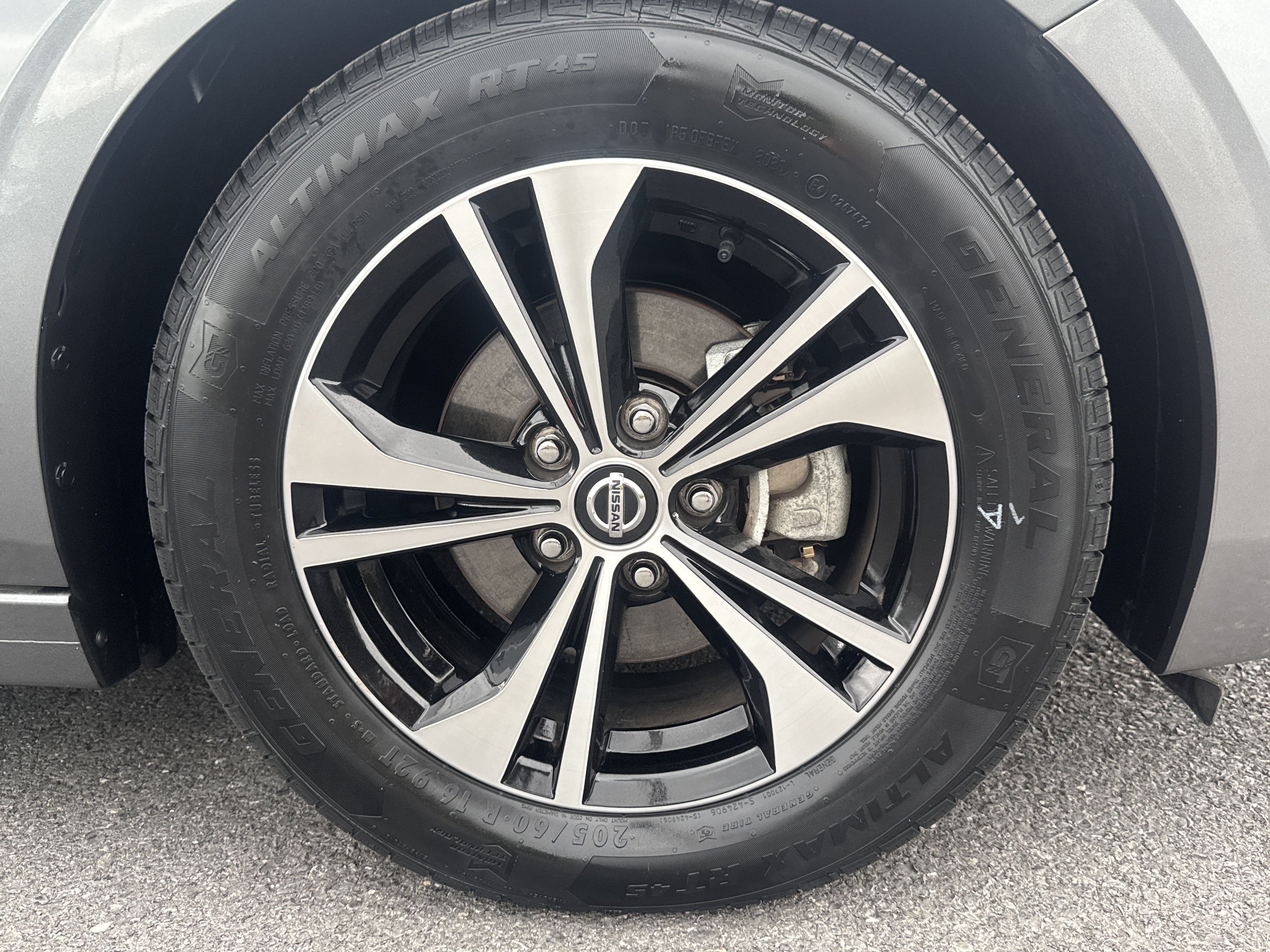 Used 2022 Nissan Sentra SV w/ Trunk Package FWD image 10