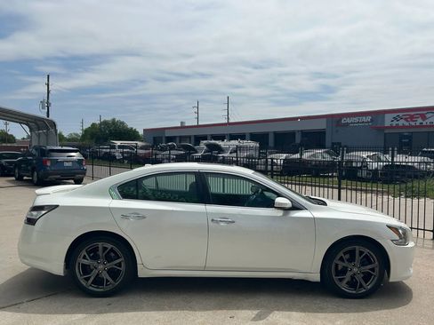 Used 2014 Nissan Maxima 3.5 SV w/ Sport Package FWD image 7