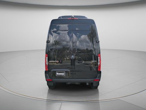 New 2025 Mercedes-Benz Sprinter 2500 image 3