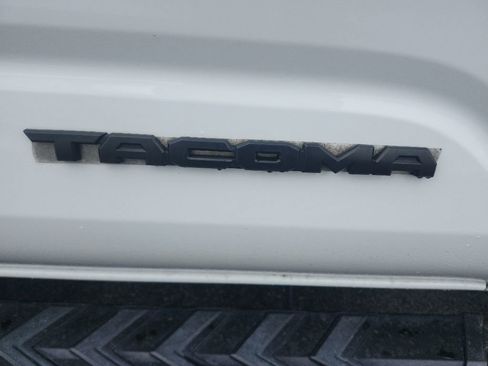 Used 2024 Toyota Tacoma SR AWD/4WD image 13