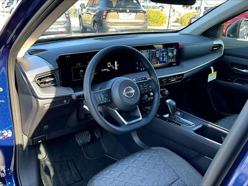 New 2026 Nissan Kicks SV image 8