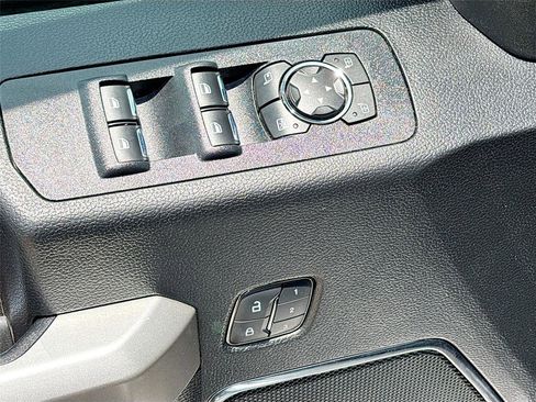 Used 2018 Ford F150 Lariat AWD/4WD image 18