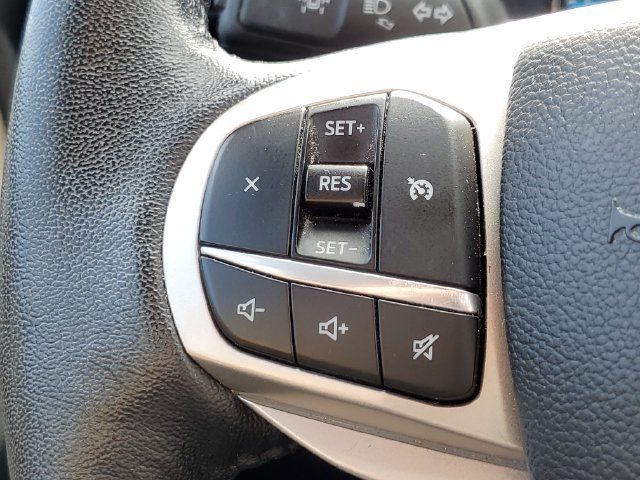 Used 2022 Ford Explorer XLT w/ Equipment Group 202A AWD/4WD image 13