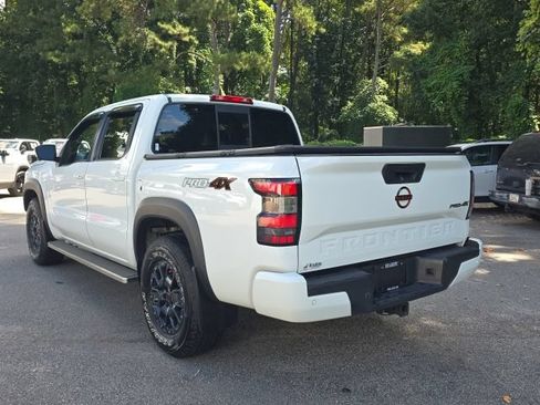 Used 2022 Nissan Frontier PRO-4X w/ Pro-4X Premium Package AWD/4WD image 4