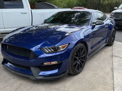 Used 2016 Ford Mustang Shelby GT350 w/ Technology Package image 7