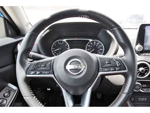 Used 2024 Nissan Sentra SR w/ SR Premium Package FWD image 15