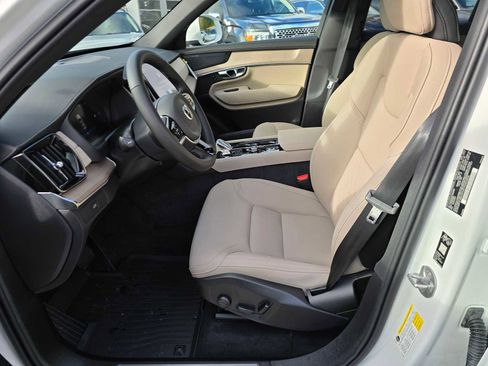 New 2026 Volvo XC90 B6 Plus w/ Protection Package Premier AWD/4WD image 22