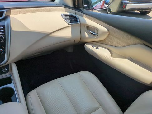 Used 2024 Nissan Murano SL FWD image 17