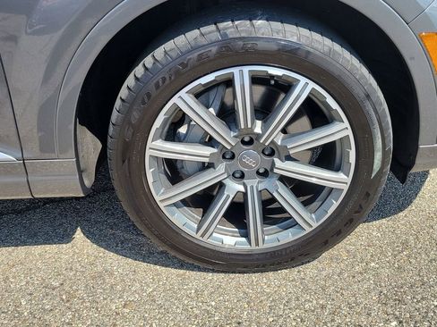 Used 2017 Audi Q7 3.0T Premium Plus AWD/4WD image 5