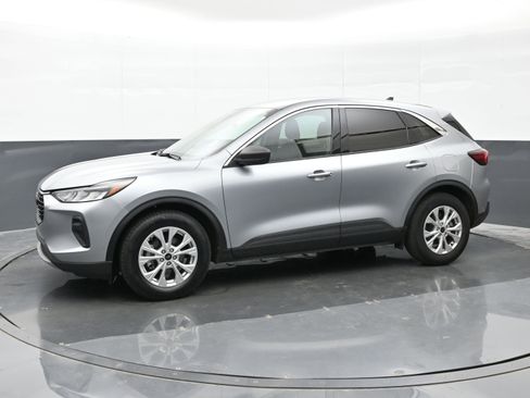 Used 2024 Ford Escape Active w/ Tech Pack #1 FWD image 8