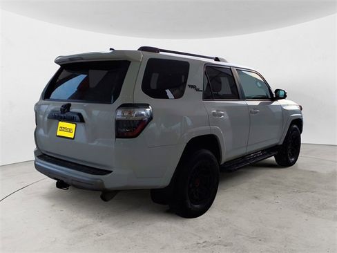Used 2022 Toyota 4Runner TRD Off-Road Premium w/ TRD Black Wheel Package (TMS) image 5