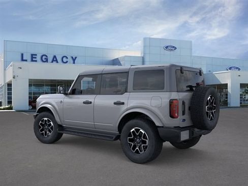New 2026 Ford Bronco Outer Banks AWD/4WD image 4