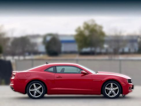 Used 2013 Chevrolet Camaro LT w/ Rear Vision Package image 7