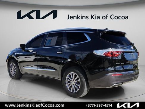 Used 2023 Buick Enclave Essence w/ Trailering Package, 5000 lbs. FWD image 7