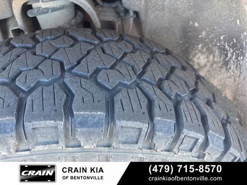 Used 2015 Chevrolet Tahoe LT AWD/4WD image 9