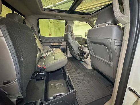 New 2026 Ford F350 Platinum w/ Platinum Plus Package AWD/4WD image 9