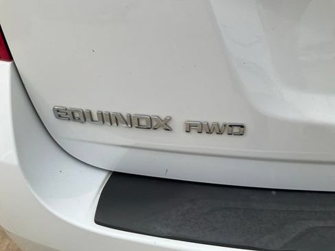 Used 2017 Chevrolet Equinox LT AWD/4WD image 28