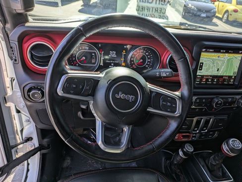 Used 2021 Jeep Wrangler Rubicon AWD/4WD image 16