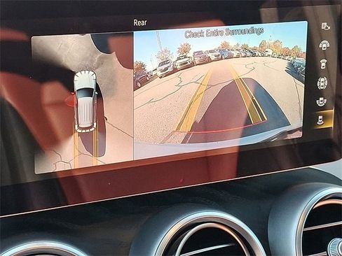 Used 2020 Mercedes-Benz GLC 300 image 13