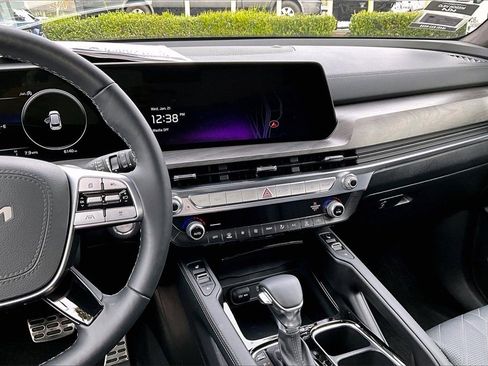 Certified 2025 Kia Telluride SX Prestige X-Line image 8
