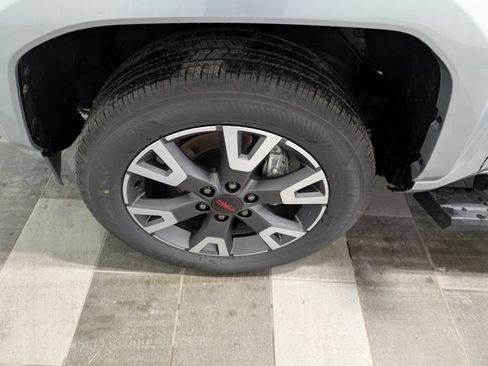 Used 2025 Toyota 4Runner TRD Sport AWD/4WD image 7