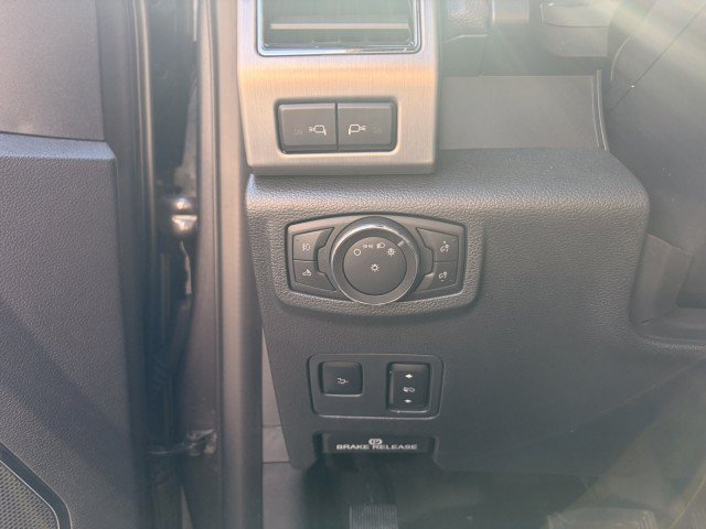 Used 2022 Ford F250 Platinum w/ Tremor Off-Road Package AWD/4WD image 34