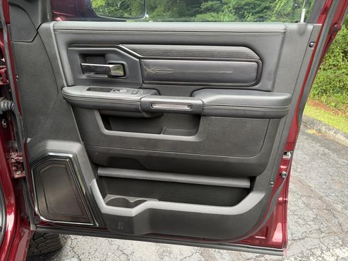 Used 2022 RAM 2500 Limited AWD/4WD image 35