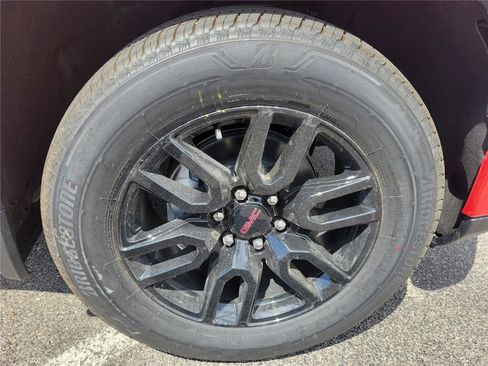 New 2026 GMC Sierra 1500 Elevation AWD/4WD image 6
