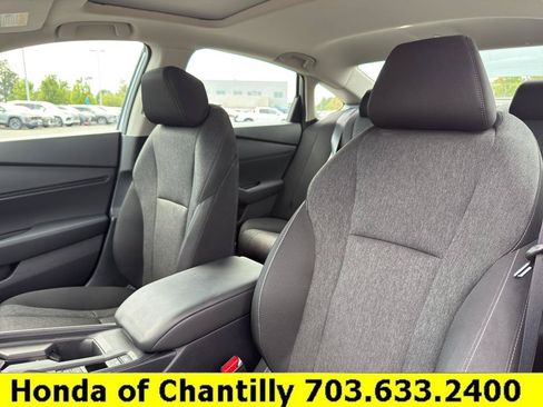Certified 2023 Honda Accord EX image 21