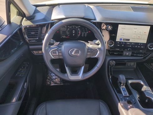 Certified 2025 Lexus NX 250 FWD w/ Premium Package image 28