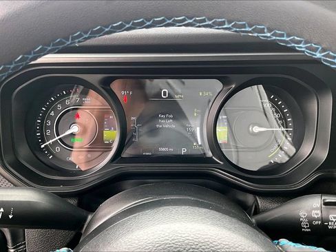 Used 2024 Jeep Wrangler Unlimited Rubicon 4xe AWD/4WD image 13