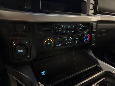 Used 2024 Ford F350 XLT AWD/4WD image 21
