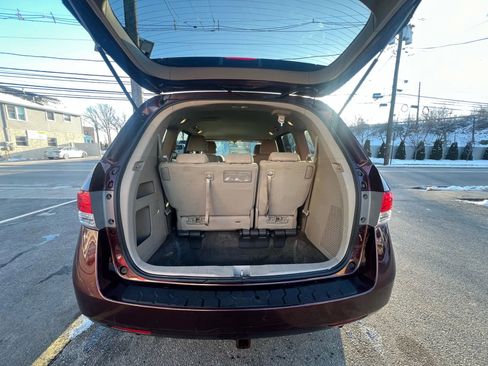 Used 2014 Honda Odyssey LX image 10