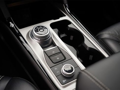 Used 2023 Ford Explorer ST w/ Technology Package image 25