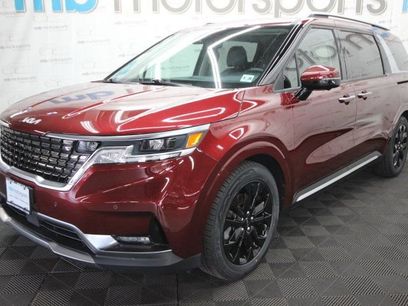 Used 2022 Kia Carnival SX