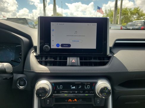 Used 2025 Toyota RAV4 XLE w/ Convenience Package FWD image 26