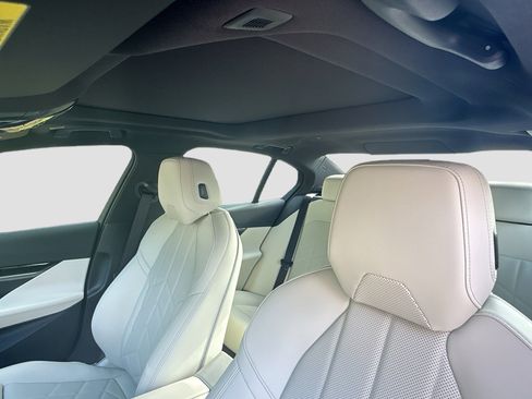 New 2026 BMW 530i w/ M Sport Package image 27