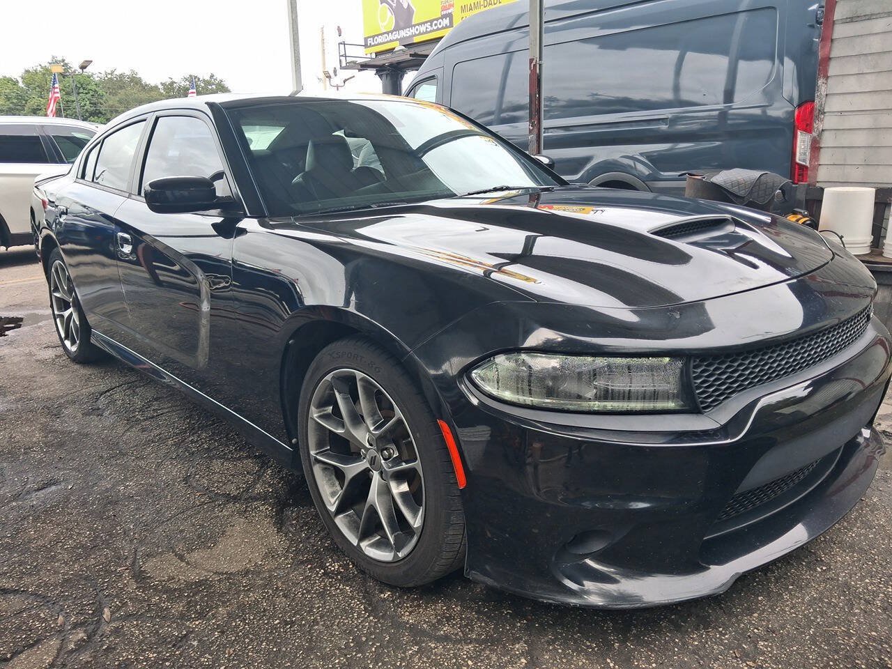 Used 2019 Dodge Charger GT w/ Plus Group RWD image 5