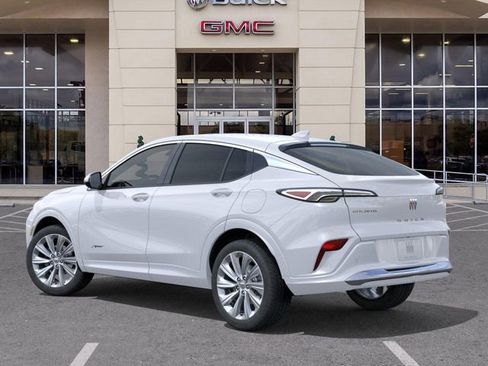 New 2025 Buick Envista Avenir image 3